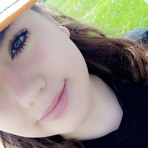 Meet your Posher, Vanesa